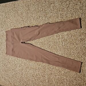 ALO leggings